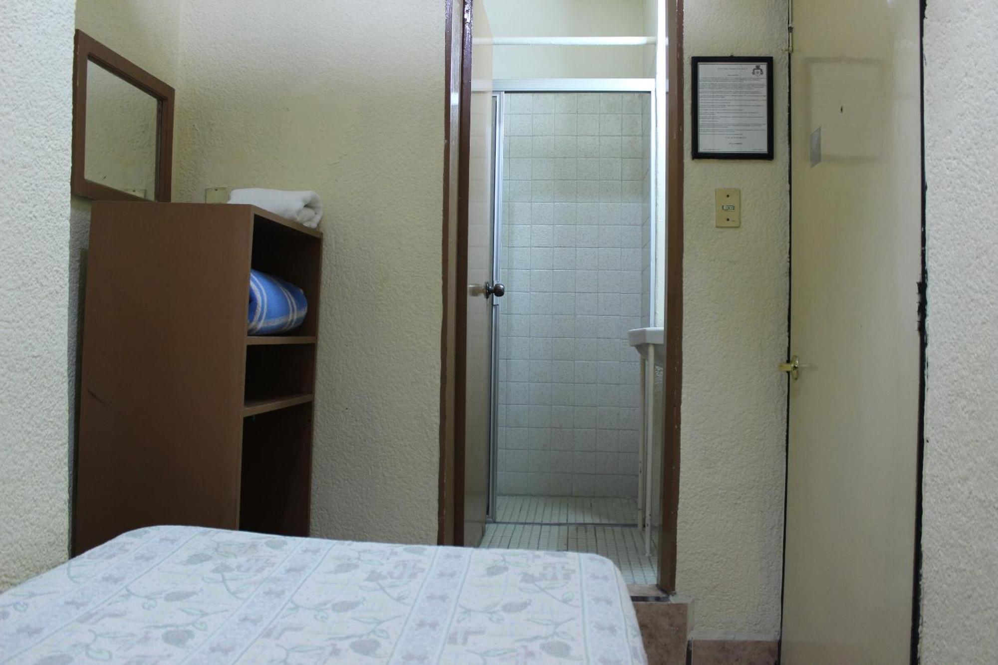 Hotel Plaza Aleman León Kamer foto