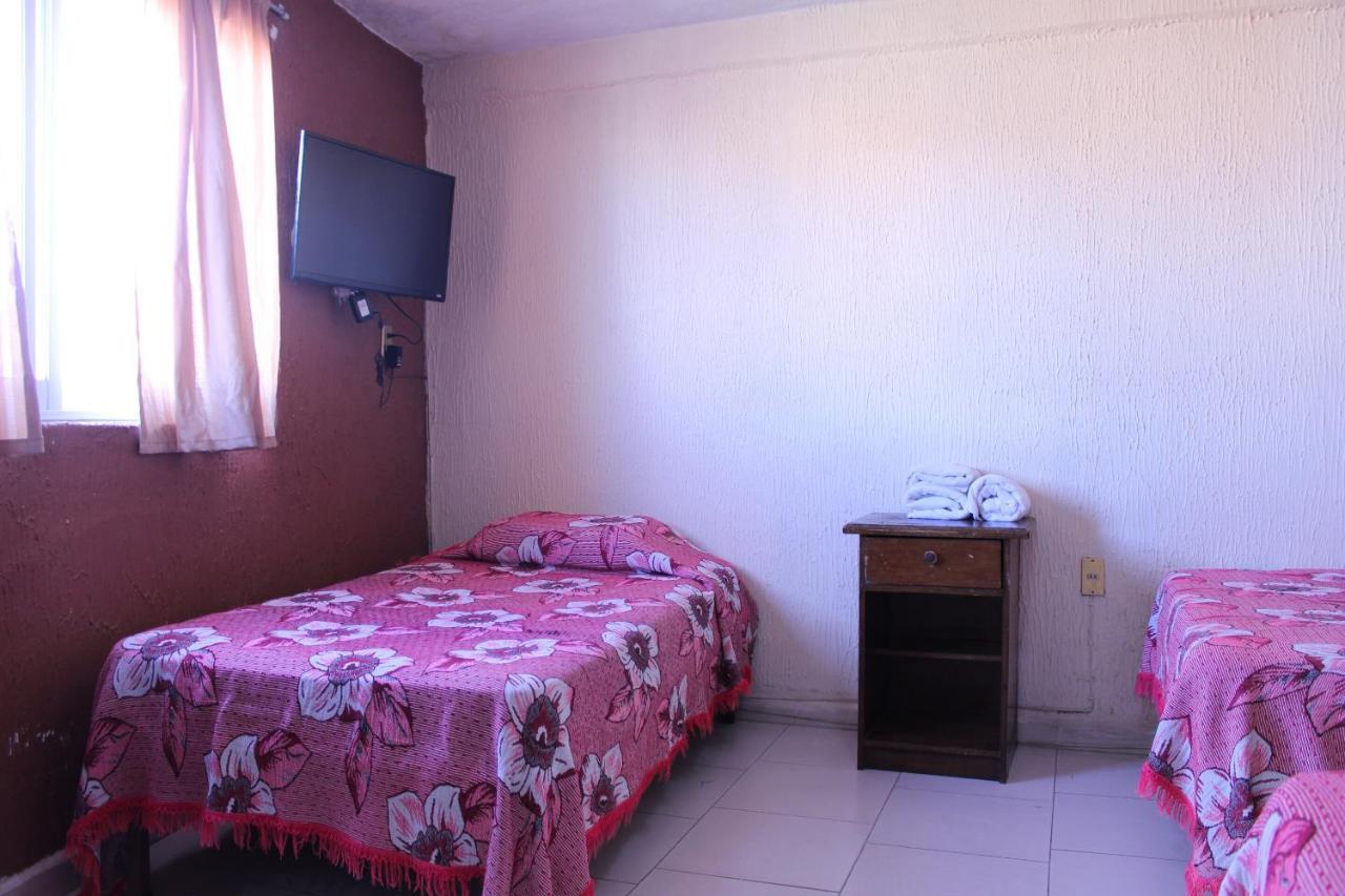 Hotel Plaza Aleman León Buitenkant foto